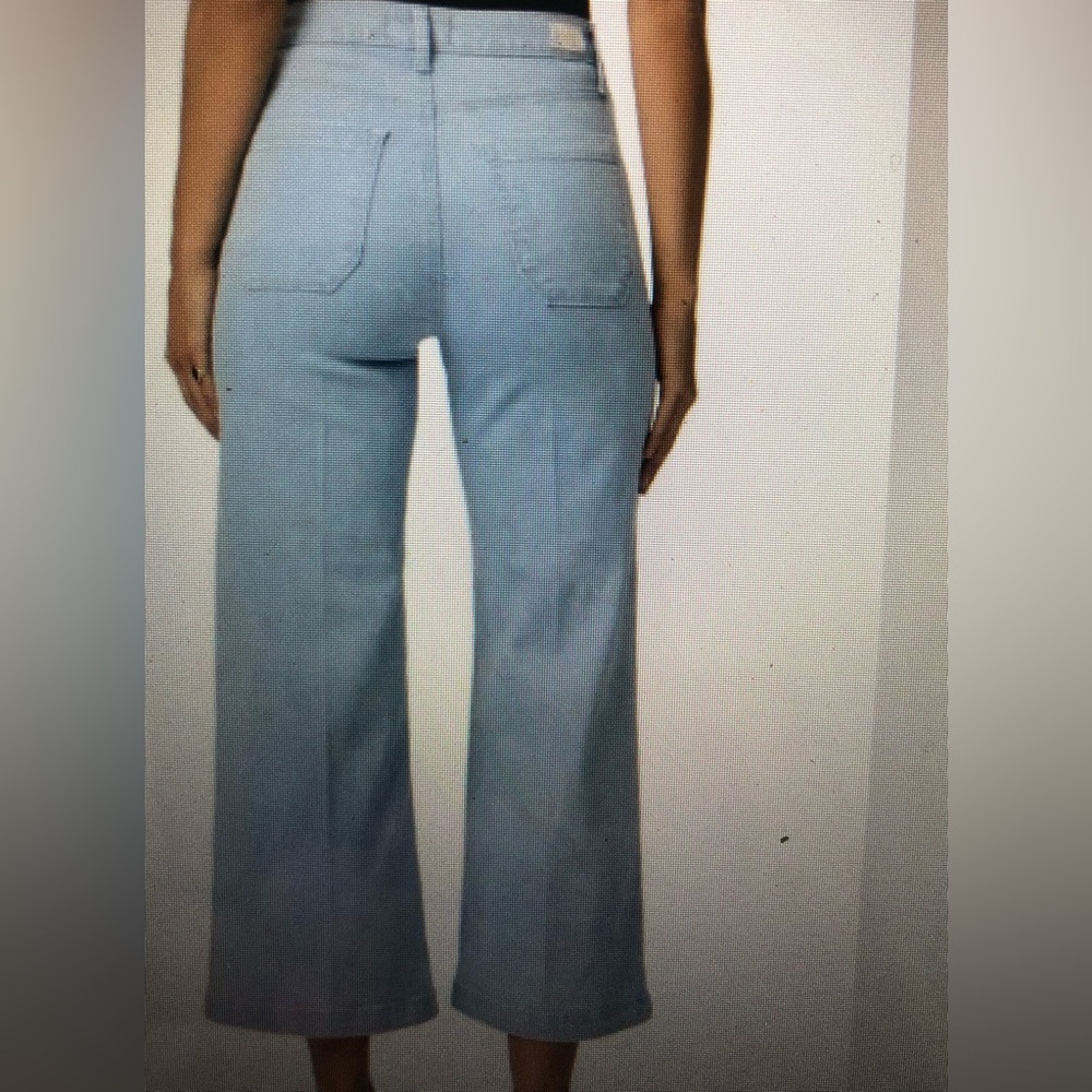 PAIGE - Genesee Crop Jeans Light Wash Hannah + Size 24 - Picture 4 of 14